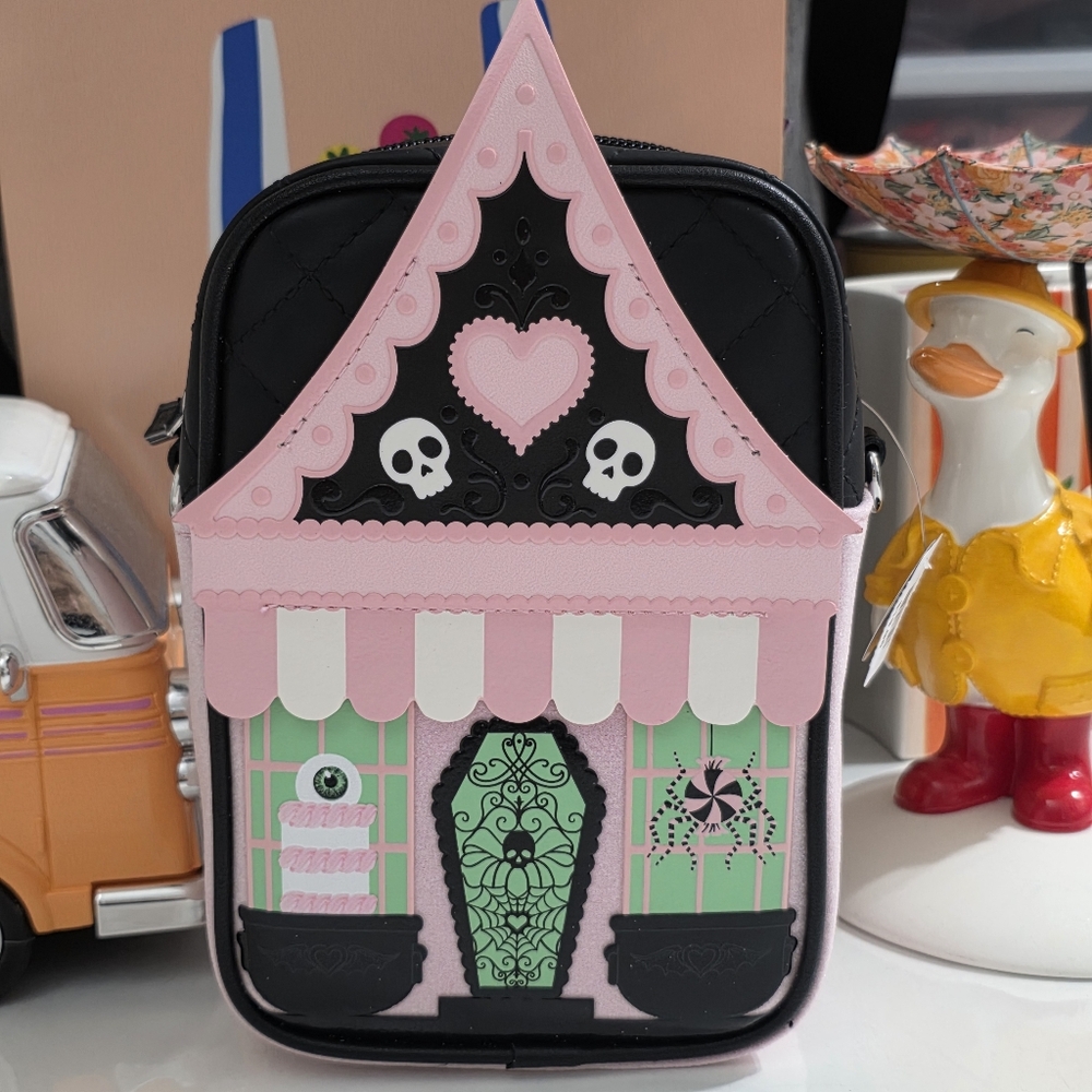 Bath & Body Works Glow-in-the-Dark Haunted House Crossbody Bag NEW RARE